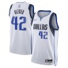 Dres Dallas Mavericks Maximilian Kleber 42 Nike 2022-23 Association Edition Bijela Swingman